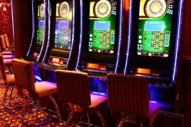 Live blackjack table with multi-camera view Live blackjack table on slot hoki69 Android app